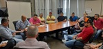 Gilmar Rotta participa de reunião para esclarecer dúvidas de comerciantes