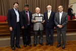 Entrega de título de Piracicabanus Praeclarus - Nelson Paulieri Sabin