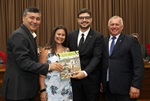 Homenageado nasceu em Jundiaí e atua também como professor de redação e língua portuguesa nos ensinos médio e fundamental 