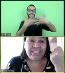 A palestra desta quinta-feira (7), ministrada por Bia Turetta (acima) contou com tradução simultânea em Libras, realizada pelo intérprete Thiago Laubstein (acima)