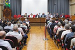 Audiência foi transferida do plenário para o salão nobre devido ao grande público presente