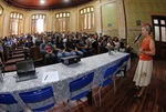 Rai de Almeida foi uma das palestrantes na manhã desta quarta-feira (22), na E.E Sud Mennucci