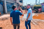 Gustavo Pompeo acompanhou, nesta quinta-feira (21), as obras iniciadas nesta semana na rua dos Pinheiros, no Bosques do Lenheiro