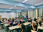 Palestra a alunos aconteceu na noite desta quarta-feira (4)