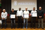 Câmara homenageou trabalhadores da construção civil