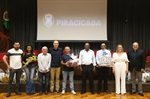 Câmara homenageou trabalhadores da construção civil