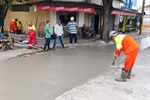 Vereador acompanha andamento das obras na avenida 1º de Agosto
