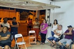 Representantes da Mirante orientaram a população sobre reduzir a quantidade de lixo descartado indevidamente e sobre a separação da rede pluvial da rede de esgoto