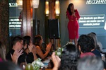 Vereador homenageia  empresária  por 16 anos de empreendedorismo