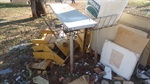 Lixo foi retirado de praça na rua Gomes Carneiro, no Centro, a pedido de Gilmar Rotta