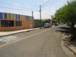 Limpeza de bueiros e verificação de despejo irregular de esgoto localizados na esquina da avenida Dr. Clemente Ferreira com a rua Acácio do Canto