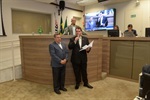 Entrega de moção a Andrés Luciano Guerra ocorreu na 6ª reunião ordinária