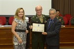 Entrega de título de Piracicabanus Preaclarus ao General Edson Ripoli