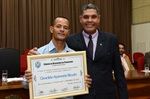 Paulo Campos promove reunião solene para homenagear garis e margaridas
