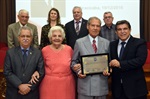 Reunião solene aconteceu na noite de segunda-feira, 19 de dezembro