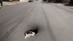 Condutores querem medidas eficazes para buraco que reapareceu