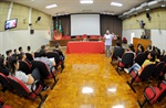 Longatto recebeu 27 alunos no salão nobre da Câmara para palestras