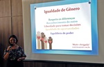 Marilda Soares debateu gênero, mulher e mundo do trabalho em palestra da Escola do Legislativo