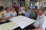 Em reunião com moradores do Gran Park, Tozão discute demandas da comunidade com o secretário municipal de Obras