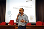O professor Roberto Braga discorreu sobre cidadania e legislação