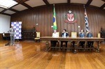 Câmara participa de assinatura de convênio para gestão do Hospital Regional no Palácio dos Bandeirantes