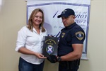 Coronel Adriana homenageia guardas civis municipais