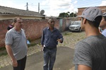 Marcos Abdala e João Manoel visitaram a comunidade nesta quinta-feira