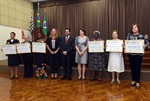 Solenidade pelo Dia Internacional da Mulher foi organizada pelas vereadoras Coronel Adriana e Nancy Thame