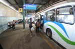 No Terminal Piracicamirim, Lair Braga conversou com usuários do transporte público