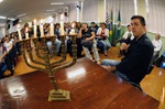 À tarde, palestra ocorreu na Etec "Fernando Febeliano da Costa"