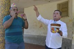 Ato simbólico repudiou 13 anos de abandono da praça Imaculada Conceição, na Vila Rezende
