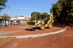 Obras da Prefeitura dão a entender que reivindicação para derrubada de muro no Santa Rita Avencas foi deixada de lado