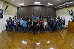 Alunos da Escola Estadual Catharina Cassale Padovan participaram da palestra