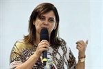 A assistente social Mara Martins de Oliveira