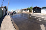Dirceu Alves constata vazamento de água em rua de Santa Teresinha