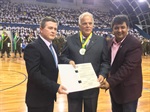 Medalha de Mérito Legislativo foi entregue por Trevisan e Wagner Oliveira