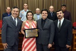 Médica Flávia de Sá Molina recebeu título de "Cidadã Piracicabana" em solenidade nesta sexta-feira, no salão nobre da Câmara