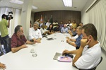 Gilmar Rotta, Pedro Kawai e Wagnão receberam comitiva com abaixo-assinado
