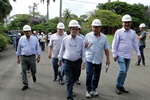 Vereadores e prefeito de Piracicaba, junto com autoridades de Americana e Limeira, estiveram na PCH da represa de Salto Grande nesta segunda-feira (Foto: Felipe Ferreira/Prefeitura de Piracicaba)