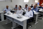 Vereadores e prefeito de Piracicaba, junto com autoridades de Americana e Limeira, estiveram na PCH da represa de Salto Grande nesta segunda-feira (Foto: Felipe Ferreira/Prefeitura de Piracicaba)