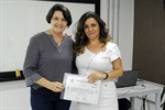 Nancy Thame (PSDB), diretora da Escola, e a professora Eni Santos