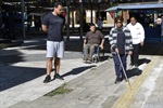 Alunas estavam acompanhadas de seu professor de orientação e mobilidade, Eduardo Azzini.