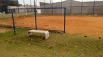 Foi instalado um banco, tela de proteção e realizada pintura.