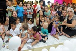 Escola Municipal de Educação Infantil "Olindo Rizzato Paschoal" promoveu confraternização na tarde desta quarta-feira