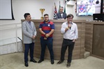 Vice-presidente e técnico estiveram na Câmara nesta segunda-feira
