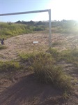Campo de areia na rua Octavio Venâncio Frasson, esquina com a rua Elizabete da Costa, no bairro Santa Fé 3