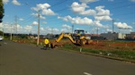 Gilmar Rotta fiscaliza abertura de canteiro central no Serra Verde