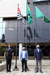 Ronaldo Milani, subcomandante da Guarda Civil, Luiz Carlos Furtuoso, presidente da Acipi, e Gilmar Rotta, presidente da Câmara