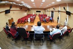 Reunião foi no salão nobre do Legislativo, respeitando as regras sanitárias
