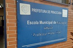 Representantes do Legislativo e Executivo estiveram na Escola Municipal Professor Walter Vitti nesta quinta-feira (7)